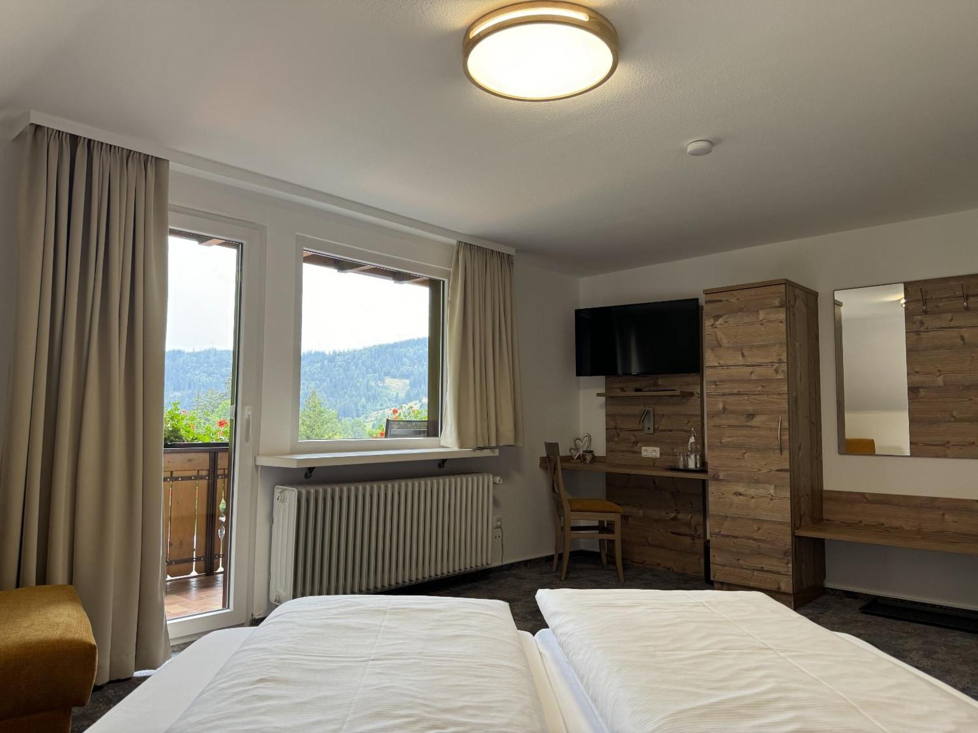 Hotel Silberfelsen Menzenschwand-Hinterdorf Εξωτερικό φωτογραφία